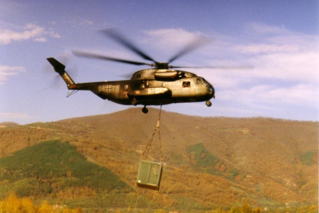 CH-53 mit Container